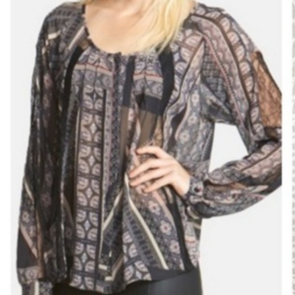 ASTR The Label Floral Lace Inset Sheer Print Blouse
